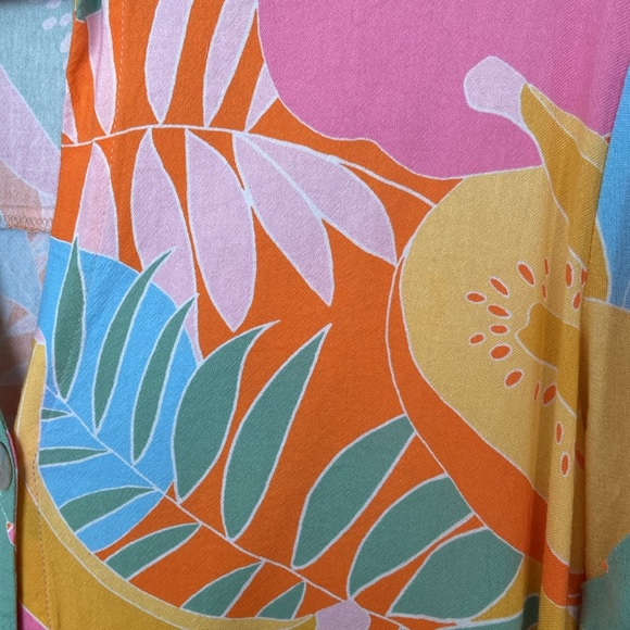 Mumu Parker Button Down in Tropical Fruit - Picture 6 of 6